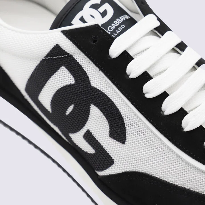 White And Black Sneakers - Image 4