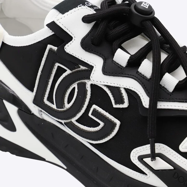 White And Black Sneakers - Image 4