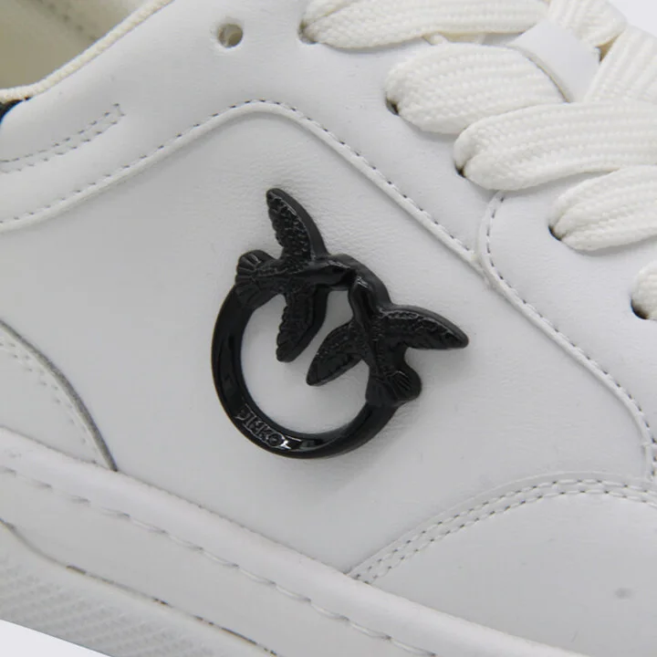 White And Black Sneakers - Image 4
