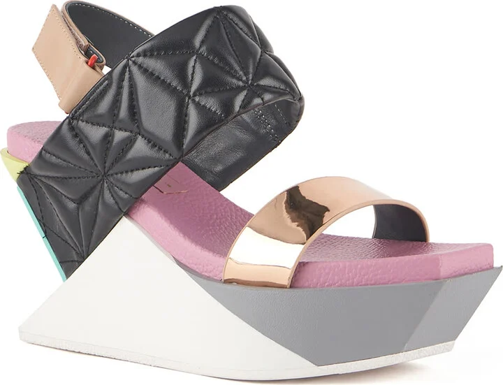 White / Black / Neutrals Delta Wedge Puffy - Timeless Mix - Image 3
