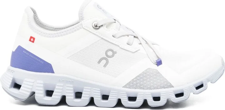 White Cloud X 3 AD Low Top Sneakers