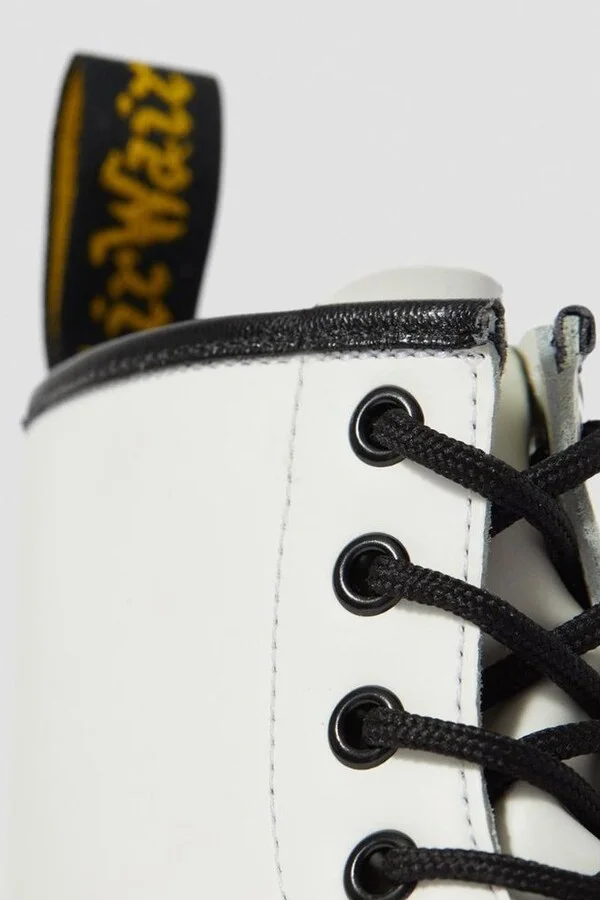 White Leather Women's Boot - Image 4