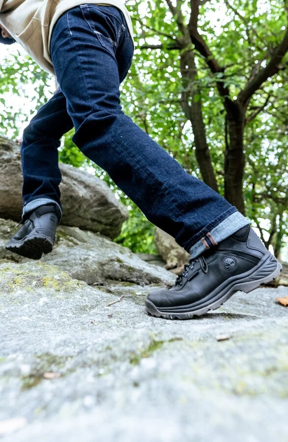 White Ledge Waterproof Hiking Boot - Image 2