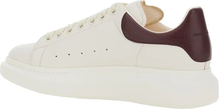 White Low-top Sneakers With Chunky Sole And Brown Contrasting Heel Tab In Leather Man - Image 3