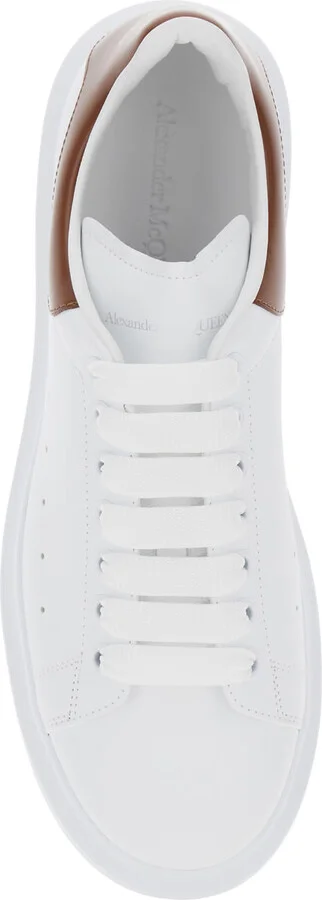 White Low-top Sneakers With Chunky Sole And Contrasting Heel Tab In Leather Man - Image 4