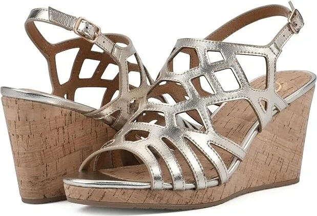 White Mountain Flaming Women's Sandals Lt.Gold/Met/Smooth : 6.5 B - Medium, Rubber