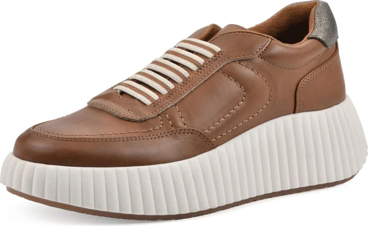 WHITE MOUNTAIN Women's Daytime Platform Slip-On Sneaker