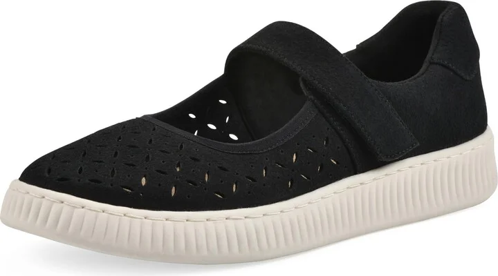 WHITE MOUNTAIN Women's Doubles Mary Jane Sneaker
