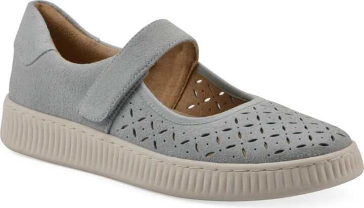 White Mountain Women's Doubles Round Toe Sneakers