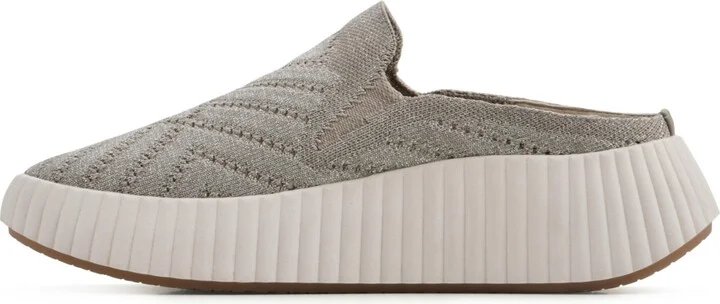 White Mountain Women's Dystant Slip On Platform Sneakers - Gold, Fabric - Image 6