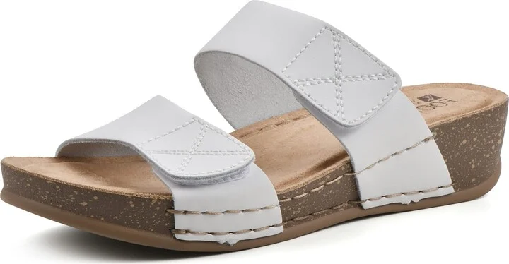 WHITE MOUNTAIN Women's Fervent Wedge Sandal