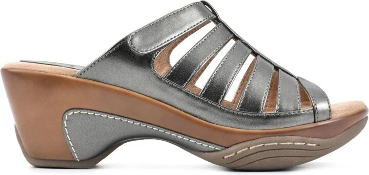 White Mountain Women's Valencia Clog Sandals - Image 2