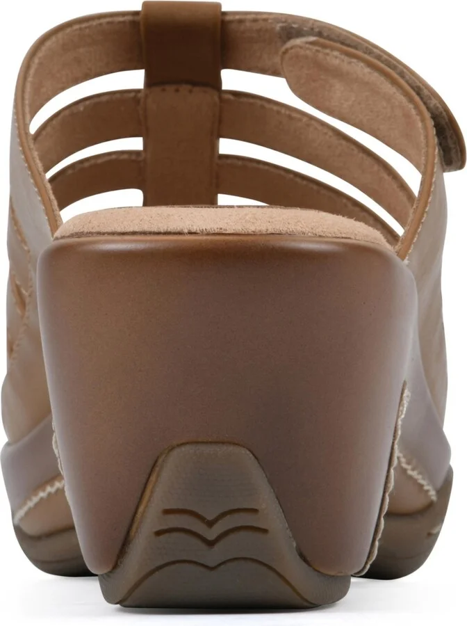 White Mountain Women's Valencia Slip-On Clog Sandals - Image 3