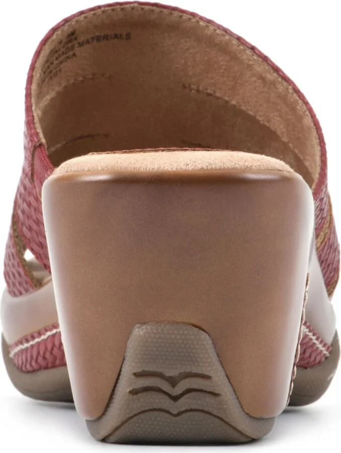 White Mountain Women's Valora Clog Slide Sandals - Image 3
