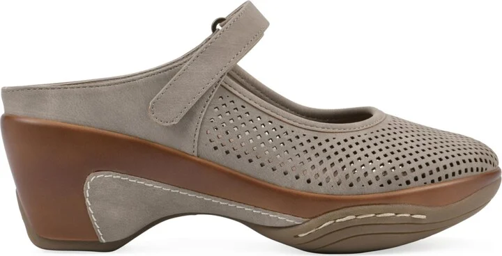 White Mountain Women's Vinto2 Mary Jane Clogs - Image 4