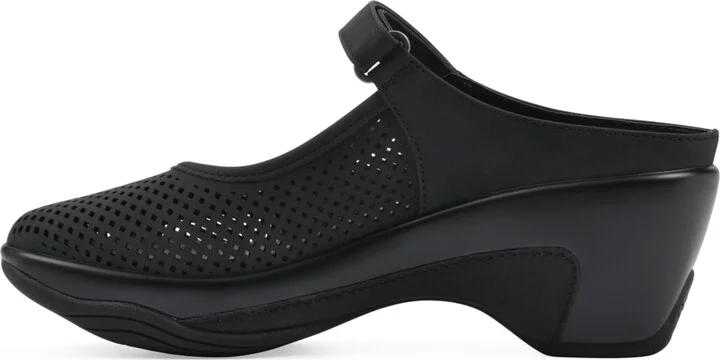 White Mountain Women's Vinto2 Mary Jane Clogs - Image 9