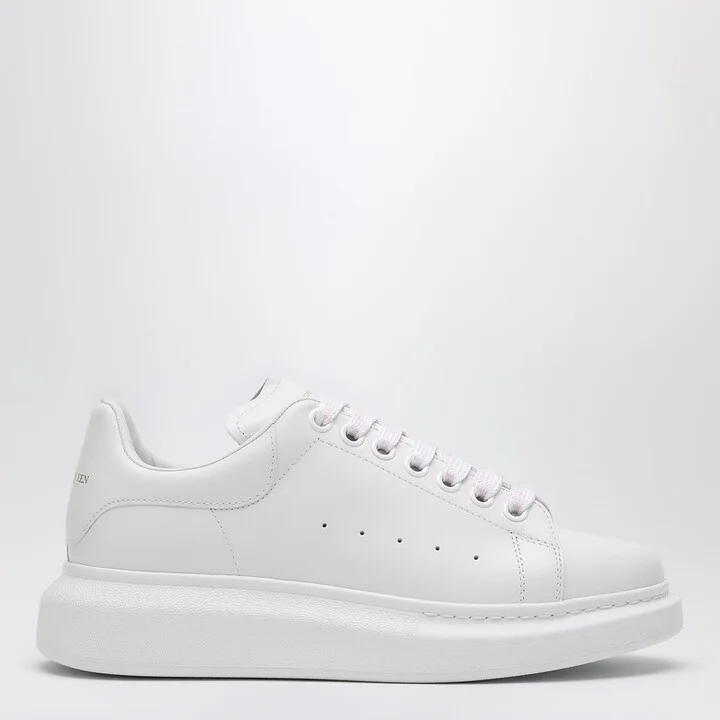 White Oversized sneakers