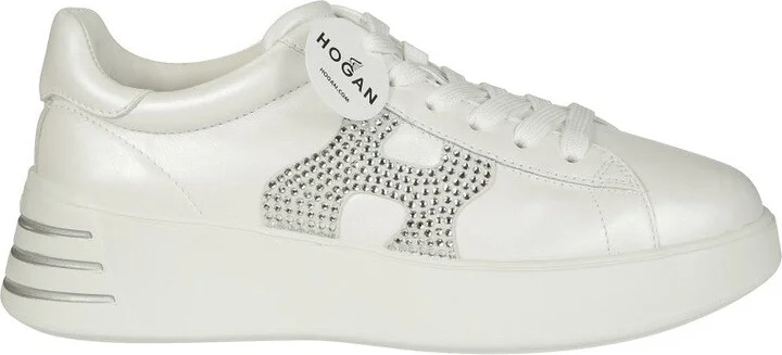 White Sneakers With Distinctive Logo
