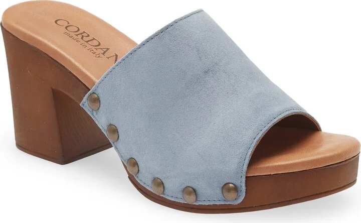 Avio Suede