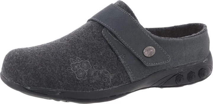 Willow Womens Removable Padding Slip-On Sneakers