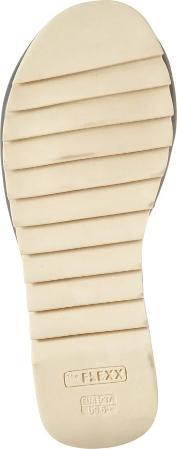Wilma Slide Sandal - Image 9