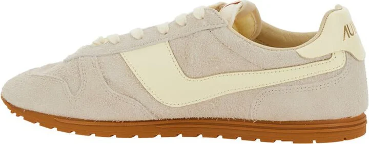 'Windspin Low' Beige Sneaker With Logo On The Side And On The Heel In Suede Man