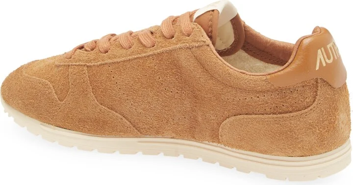 Windspin Low Top Sneaker - Image 2