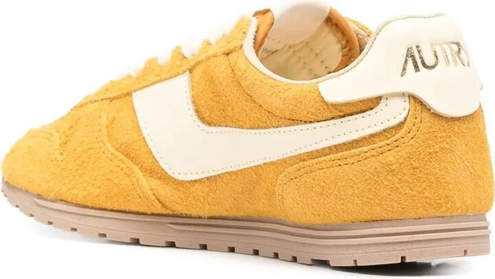 'Windspin Low' Yellow Sneaker With Logo On The Side And On The Heel In Suede Woman - Image 3