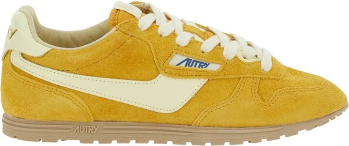 'Windspin Low' Yellow Sneaker With Logo On The Side And On The Heel In Suede Woman