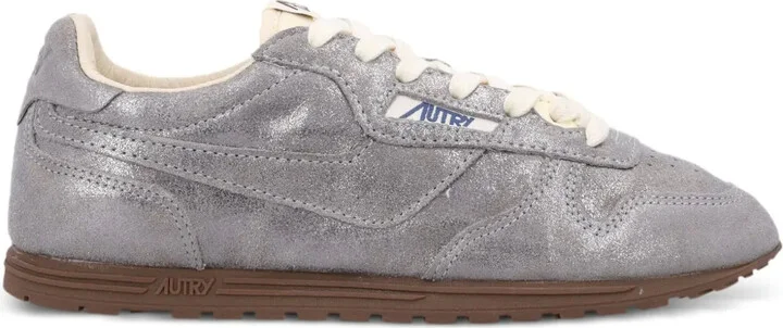 Windspin metallic leather sneakers