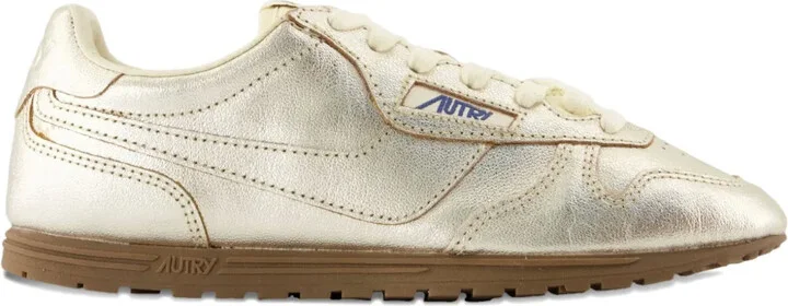 Windspin metallic leather trainers