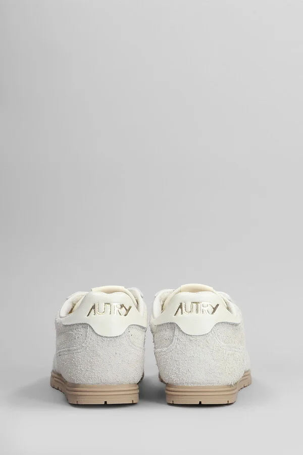 Windspin Sneakers In Beige Suede - Image 4