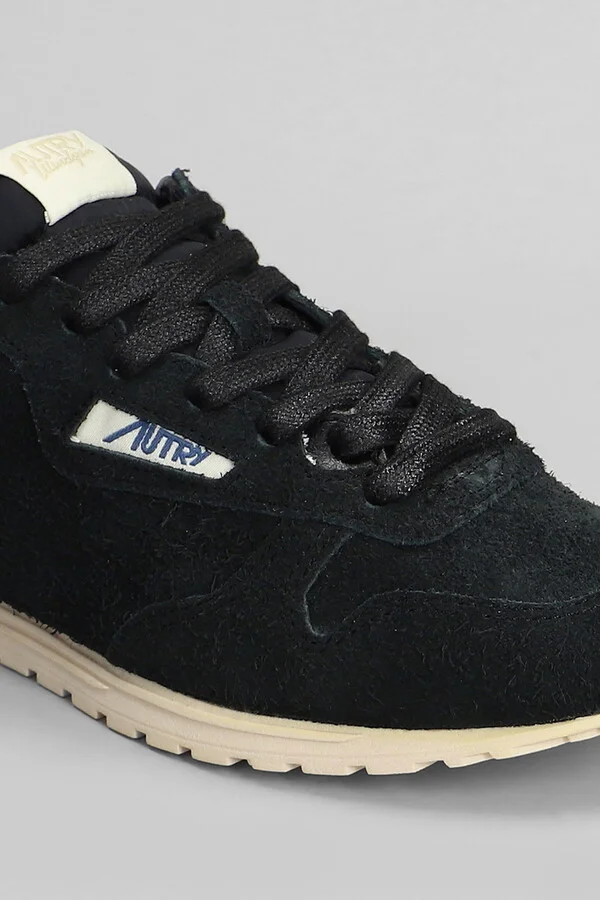 Windspin Sneakers In Black Suede - Image 5