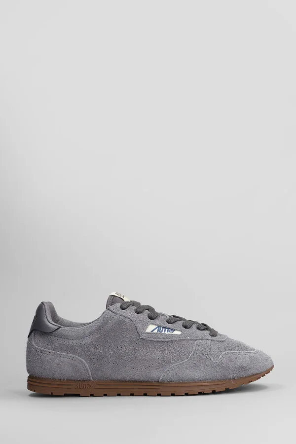 Windspin Sneakers In Grey Suede