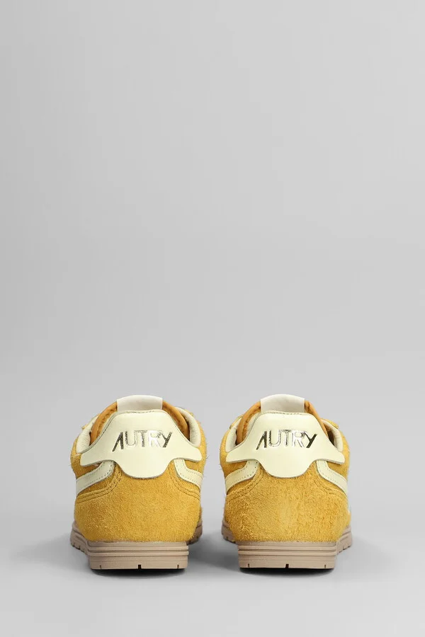 Windspin Sneakers In Yellow Suede - Image 4