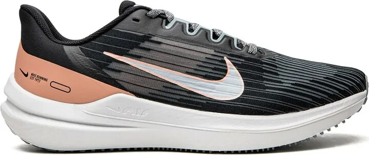 Winflo 9 low-top sneakers