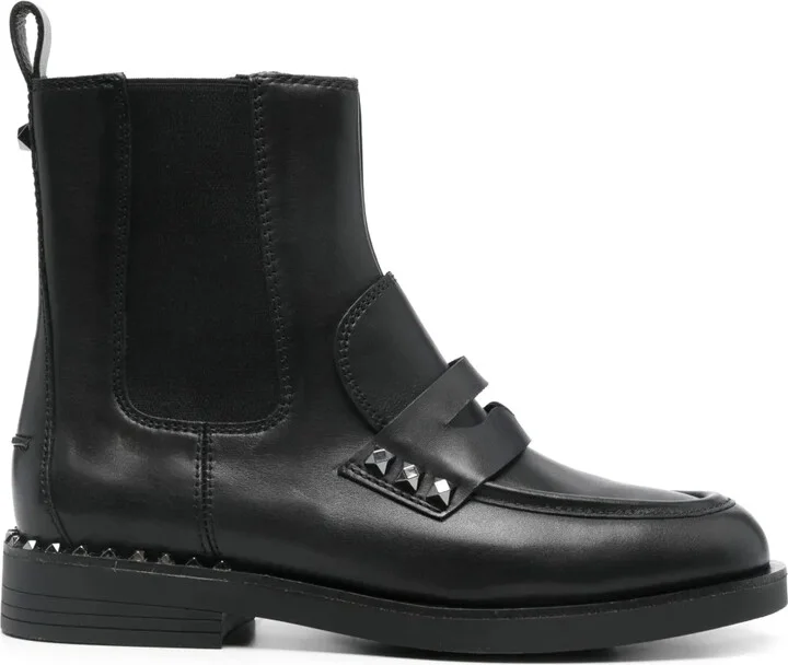 Wings Studs boots