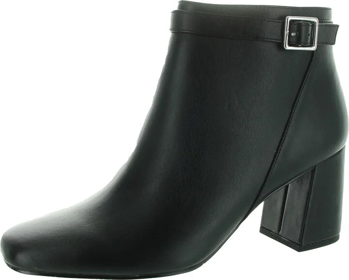 Winnipeg Womens Buckle Faux Leather Ankle Boots