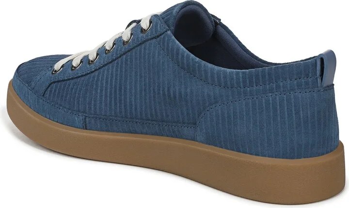 Winny Low Top Sneaker - Image 11