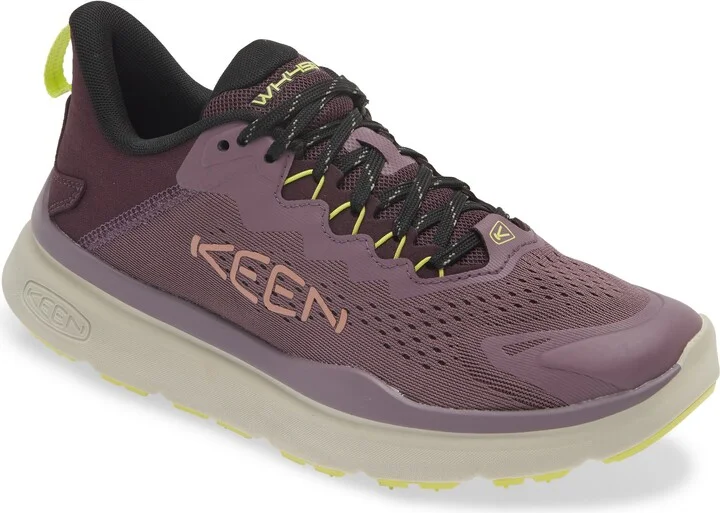 WK450 Walking Sneaker