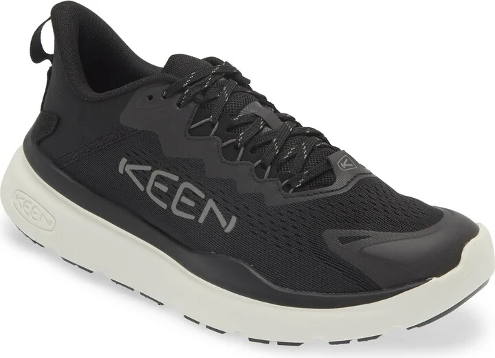 WK450 Walking Sneaker