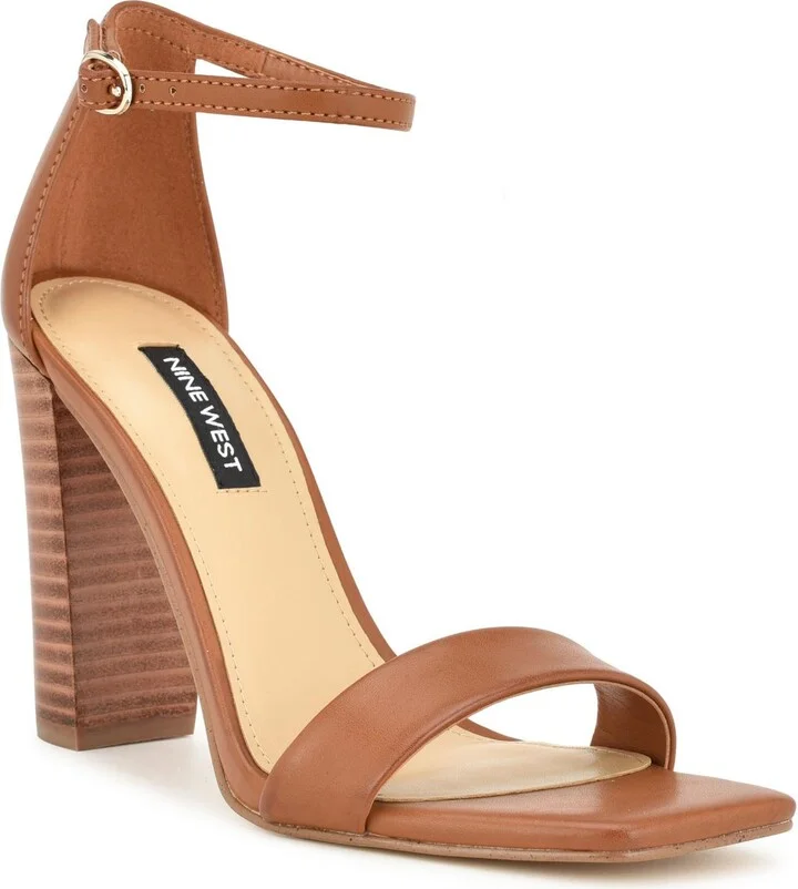 WN Marrie 3 Womens Faux Leather Square Toe Ankle Strap