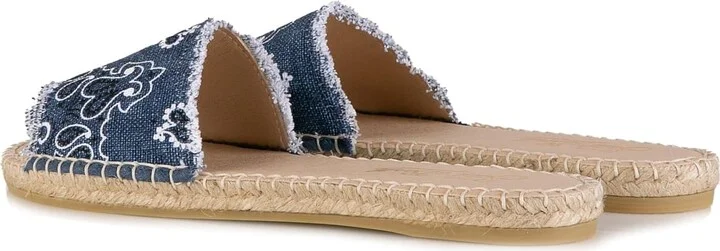 Woman Espadrilla With Bandanna Print - Image 3