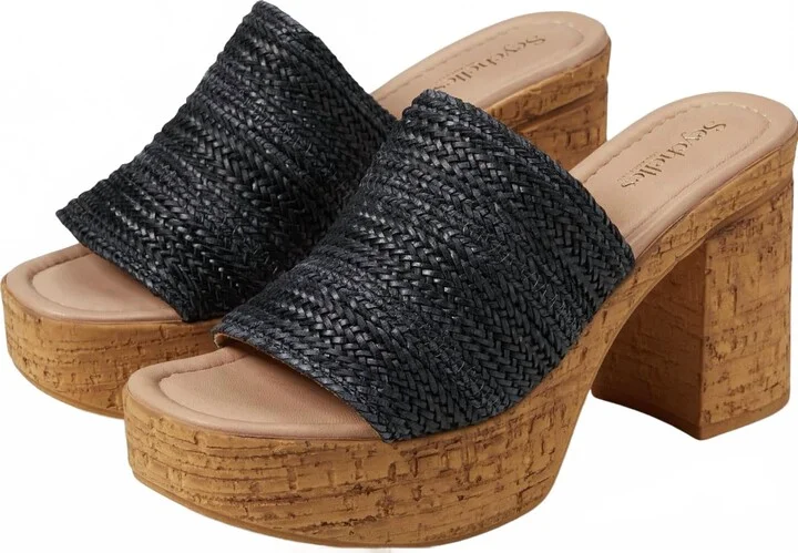 Women Applause Platfrom Sandal In Black