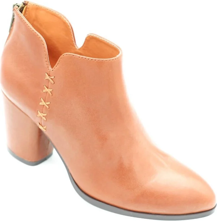 Women Astrid Heeled Bootie In Whiskey