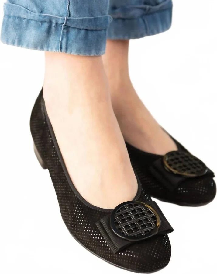 Women Bambi Ballet Flat In Black