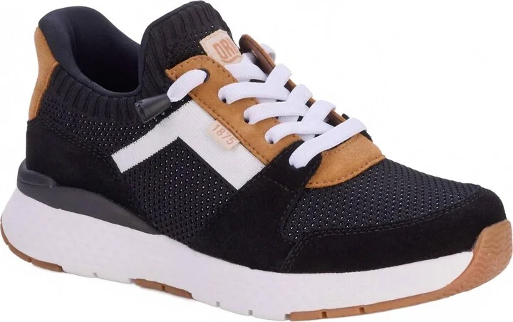 Women Bobbie Shoes In Black Combo