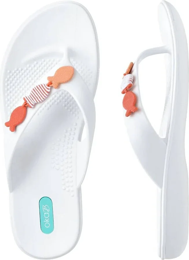 Women Bodie Flip Flops In Salt/guava