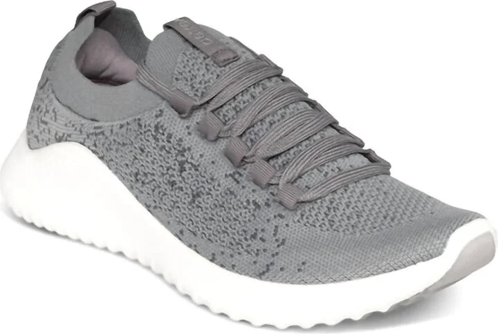 Women Carly Arch Support Sneaker In Grey