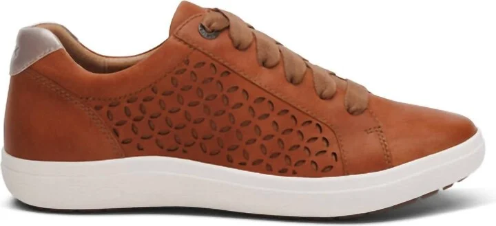 Women Courtney Lace-Up Sneakers In Cognac